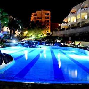  Apartahotel Michelangelo